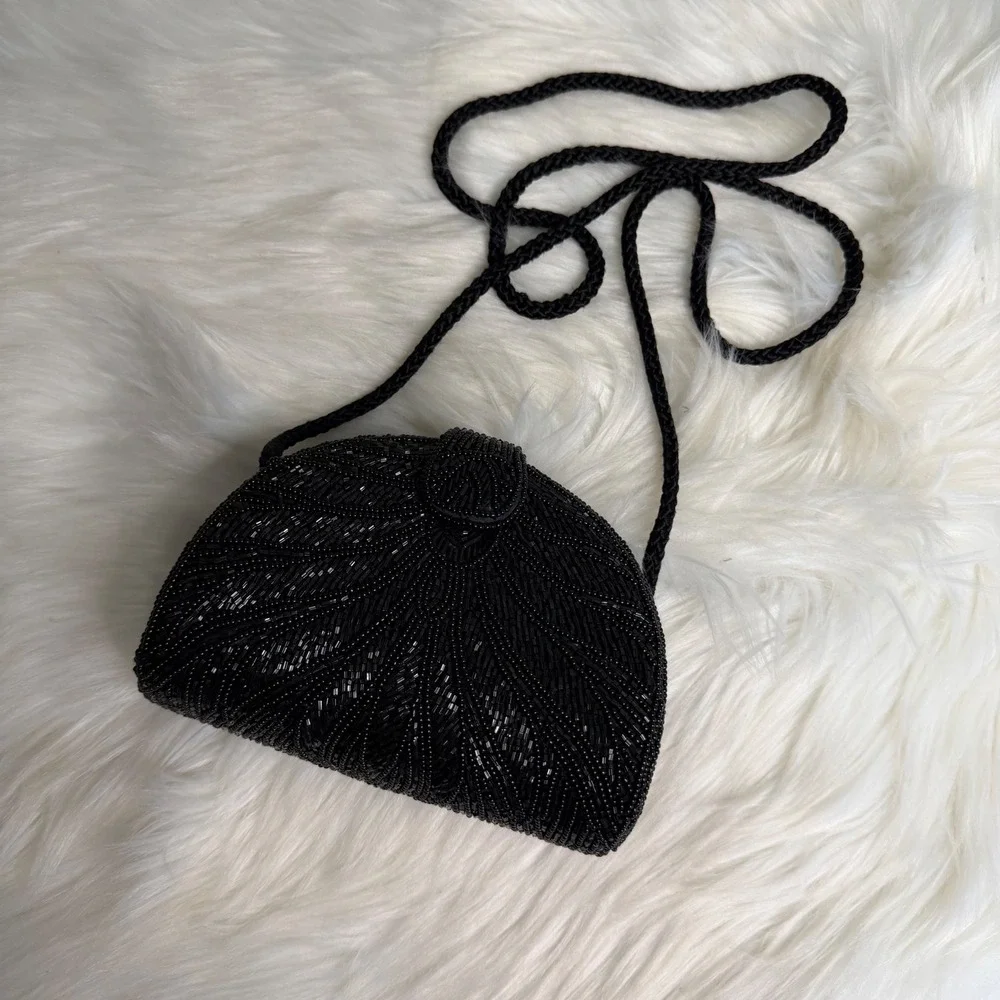 Vintage -‎ Black Beaded Small Purse with Lipstick Holder